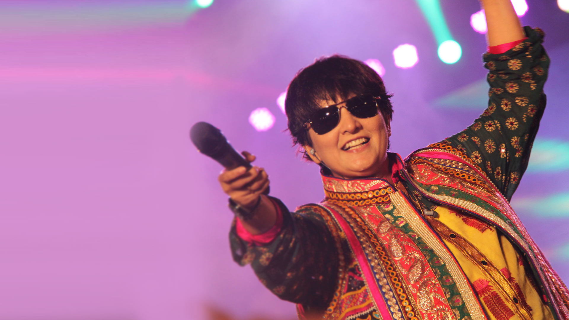 Falguni pathak santa clara